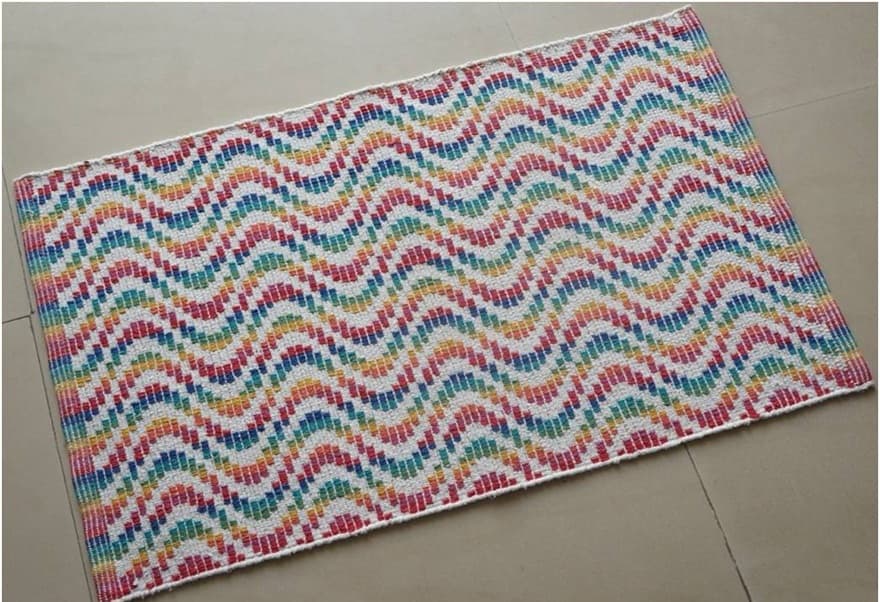 HANDLOOM RUGS product image